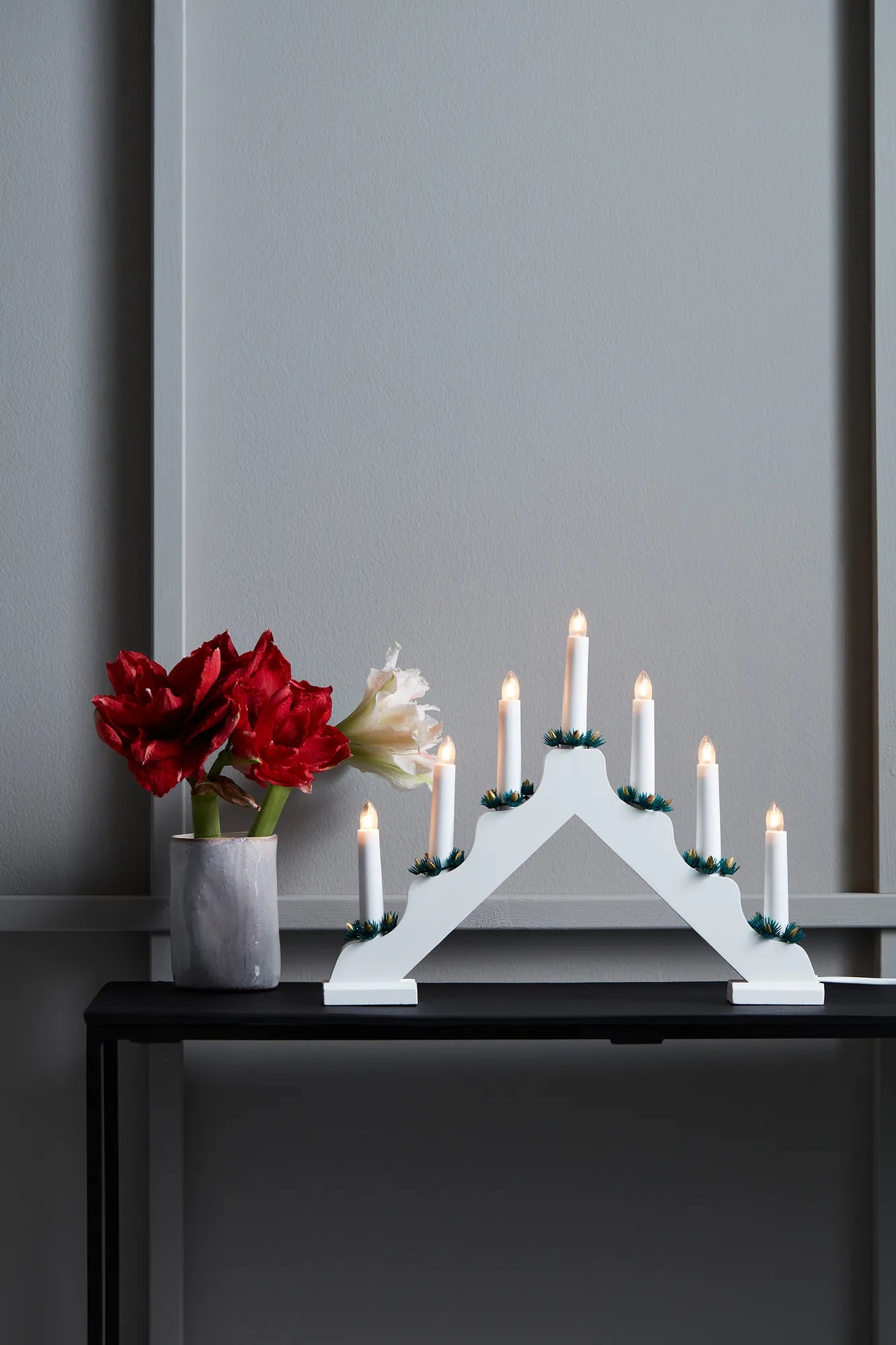 Ola vit adventsljusstake julbelysning | Ola white advent candle holder | Ola weiß Adventsleuchter