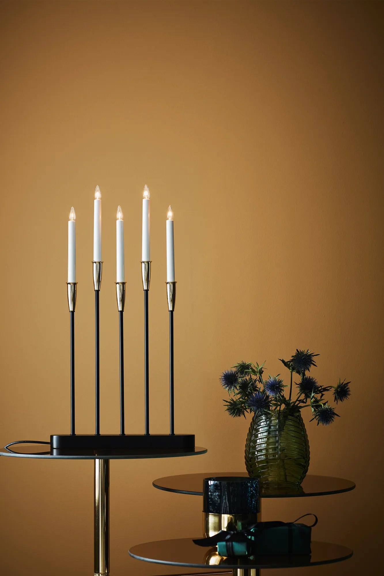 Nice svart adventsljusstake julbelysning | Nice black advent candle holder | Nice schwarz Adventsleuchter