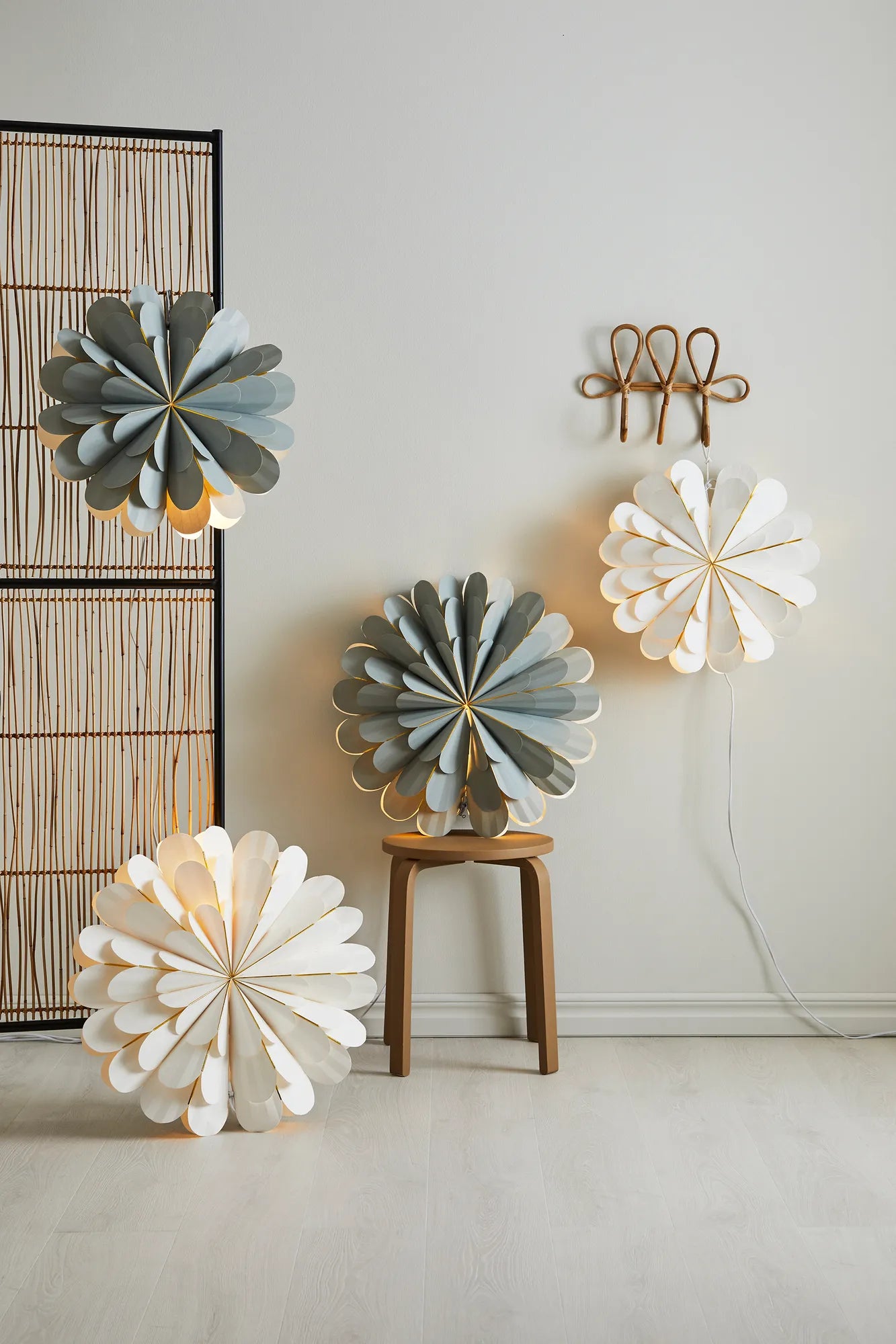 Marigold grå julstjärna 45 cm julbelysning svensk design | Marigold grey Christmas star light Swedish design | Marigold grau