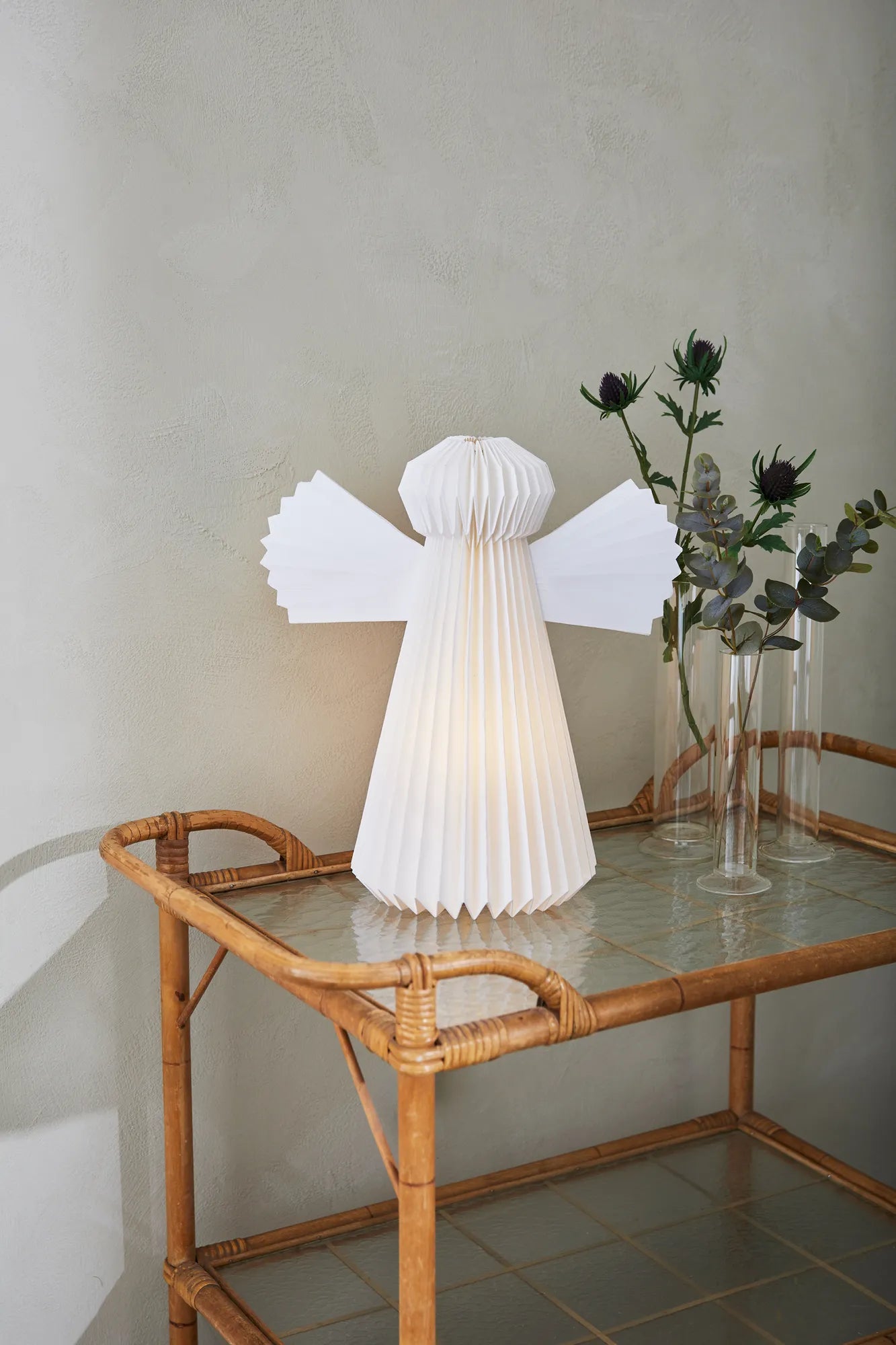 Angel vit bordslampa 40 cm belysning | Angel white table lamp | Angel weiß Tischlampe