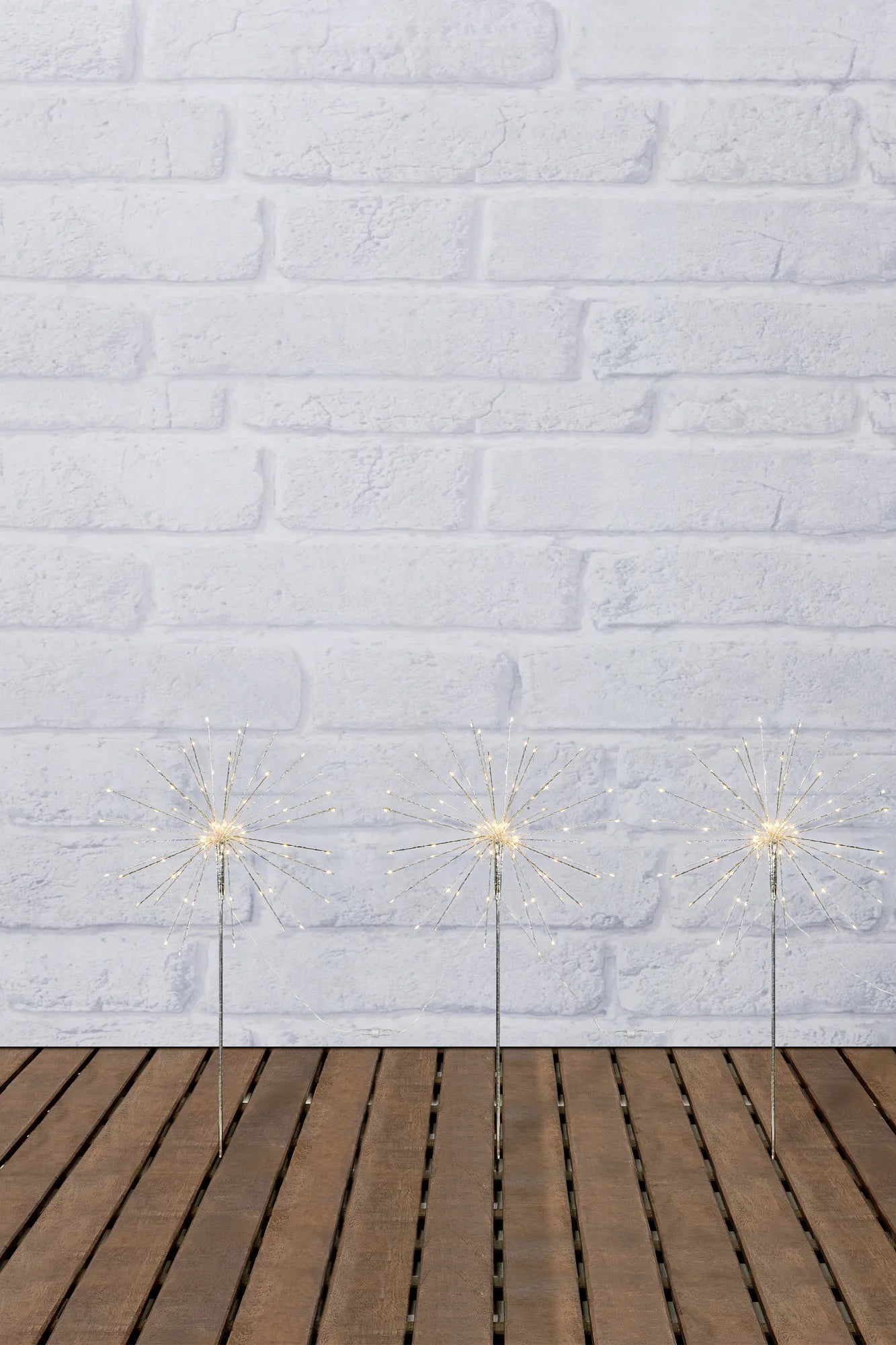 Zoey ljusslinga stilren belysning | Zoey outdoor string lights | Zoey Lichterkette für draußen minimalistische Beleuchtung