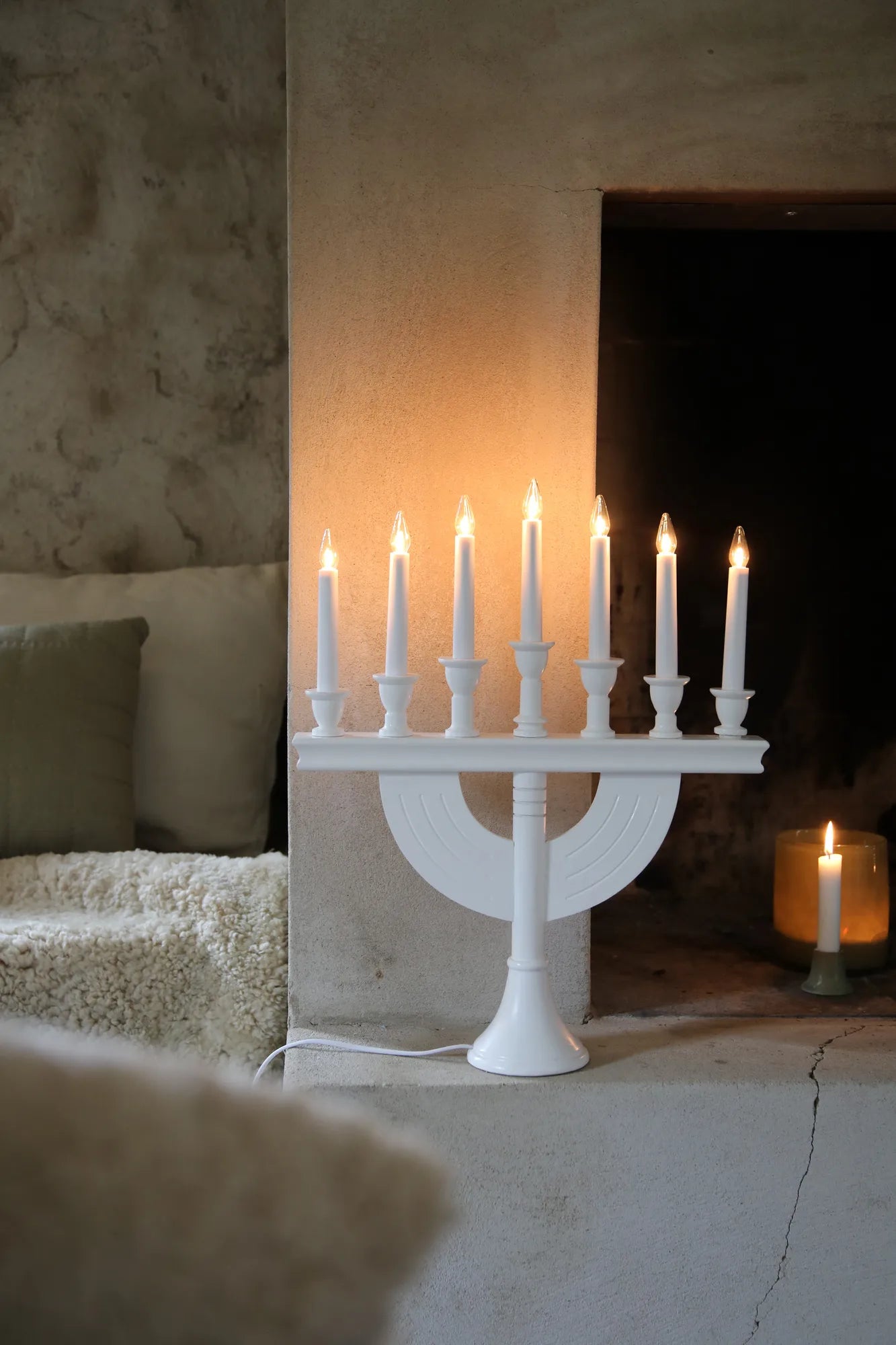 Torpa vit adventsljusstake julbelysning stilren belysning | Torpa | Torpa weiß Adventsleuchter minimalistische Beleuchtung