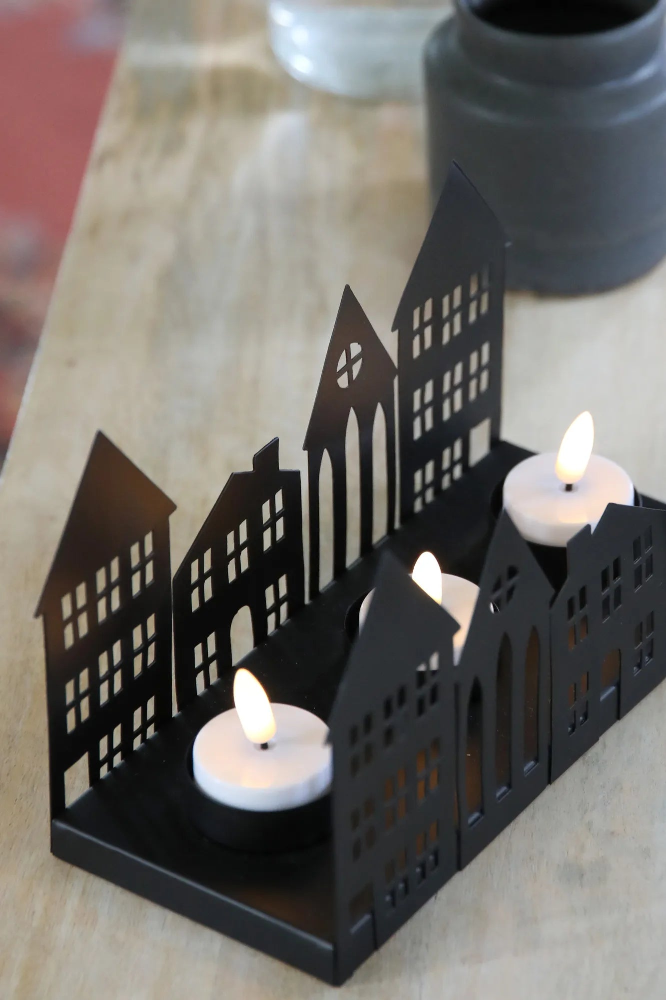 York svart lampa stilren belysning | York black lamp minimalist lighting | York schwarz Lampe minimalistische Beleuchtung