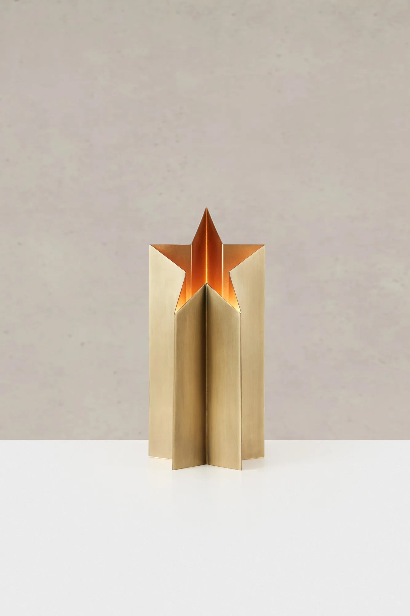 Asteri mässing lampa 35 cm stilren belysning | Asteri brass lamp | Asteri Messing Lampe minimalistische Beleuchtung