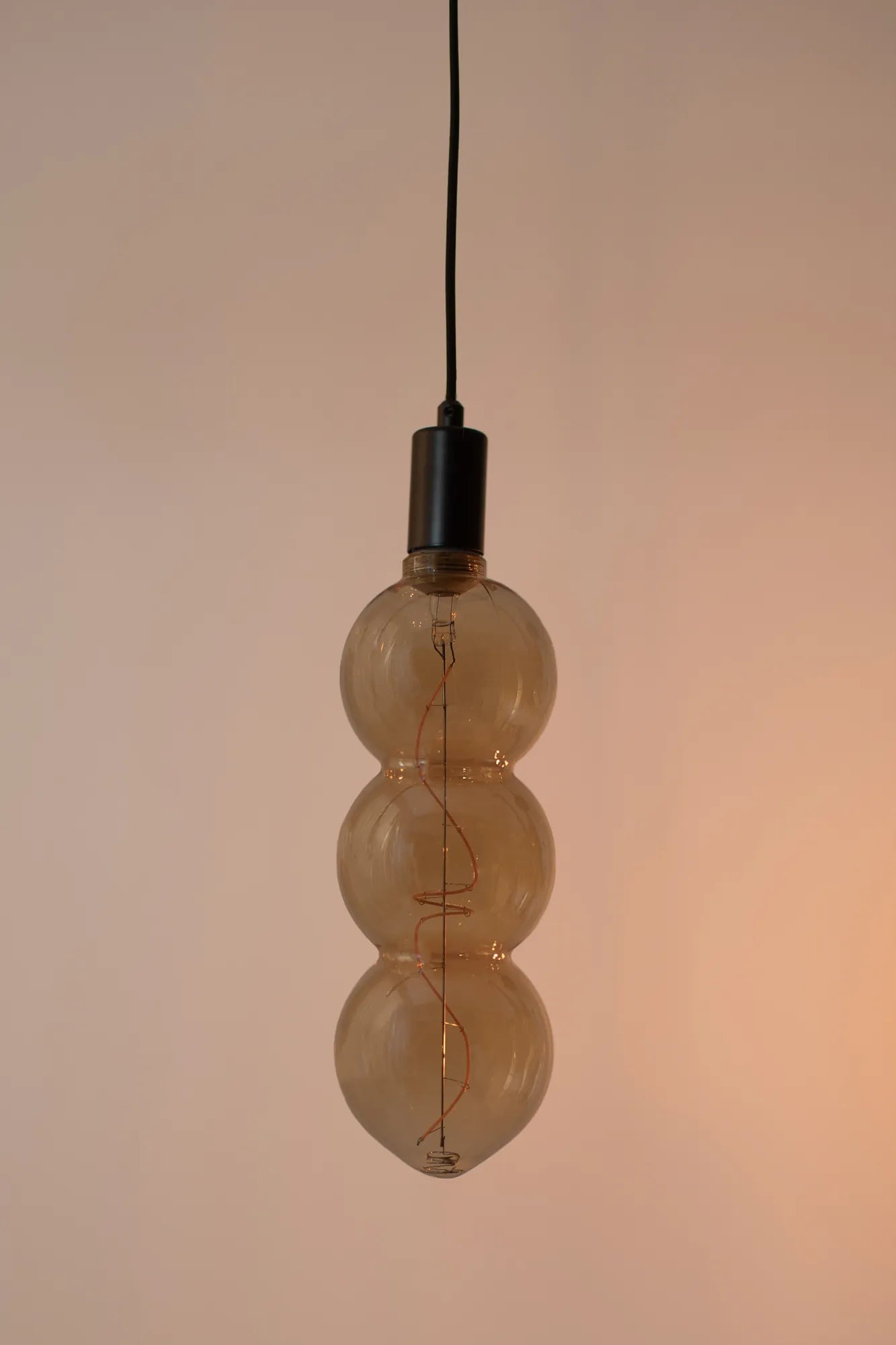 Unison guld ljuskälla skandinavisk design stilren belysning | Unison gold light source minimalist lighting | Unison Gold
