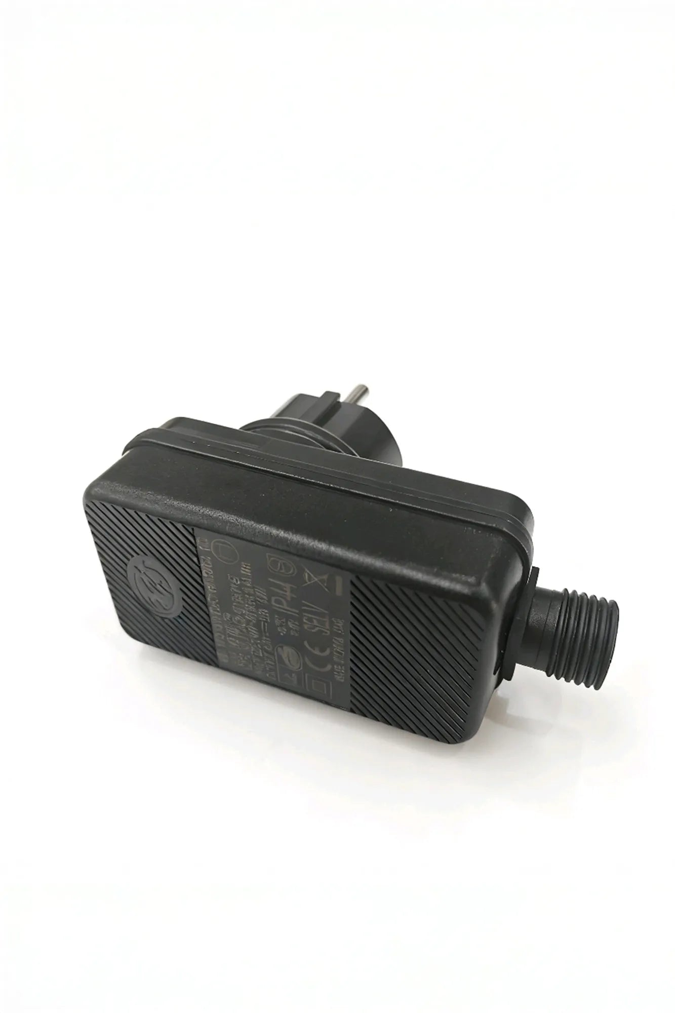 Universal Transformator 12 VDC 18 W neuer Stecker