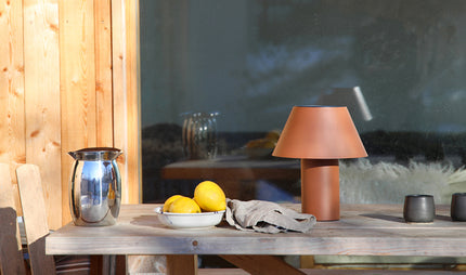 Header_guide_utebelysning_mobile_1.jpg__PID:f009e1f5-76ef-49d1-8f94-b4bc6b411683