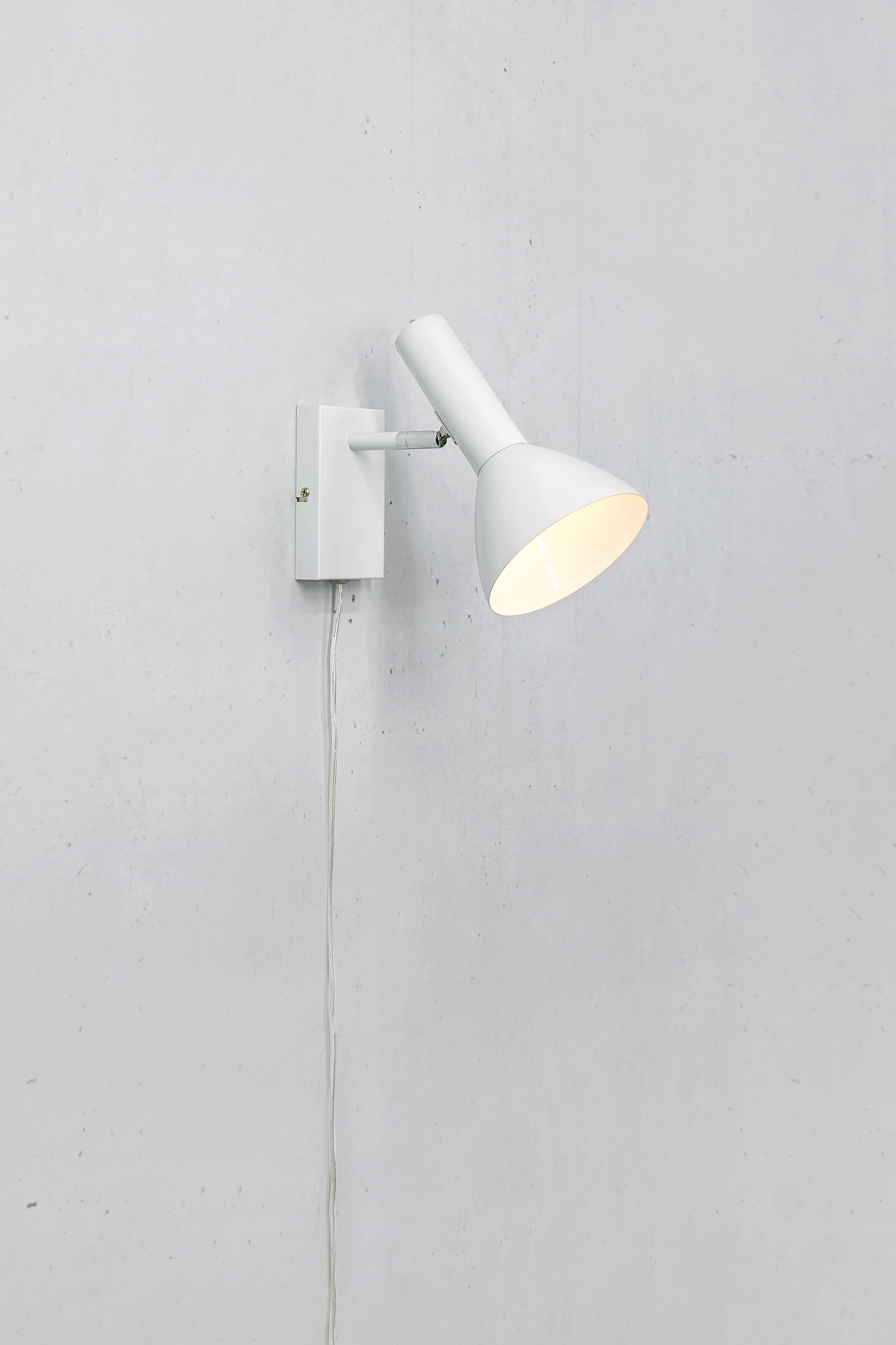 Markslöjd Metro – Table lamp White