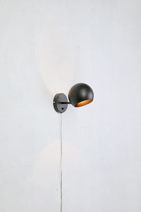 Edgar - Wall Lamp Black